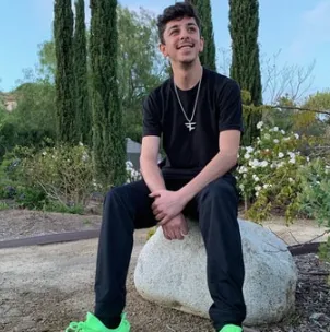 Faze Rug Height, Weight, Net Worth, Age, Career And Full Bio
