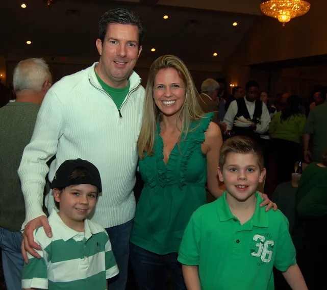 Bob Kelly's Second Wife, Height, Weight, Net Worth, Age, Career And Full Bio 