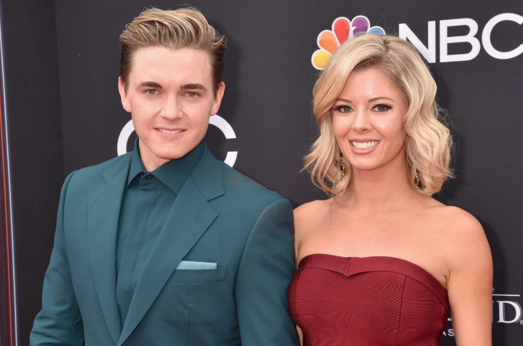 Jesse McCartney Wife, Age, Height, Weight, Career, Net Worth, And More