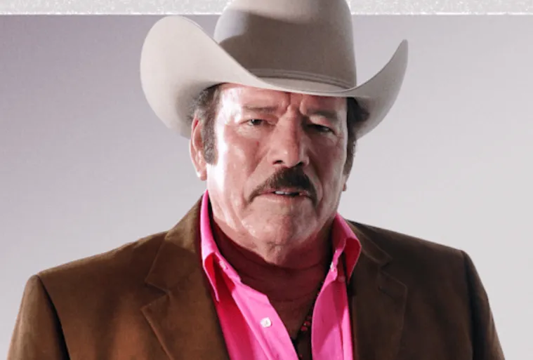 Lalo Mora Age, Height, Weight, Net Worth, Career, And More