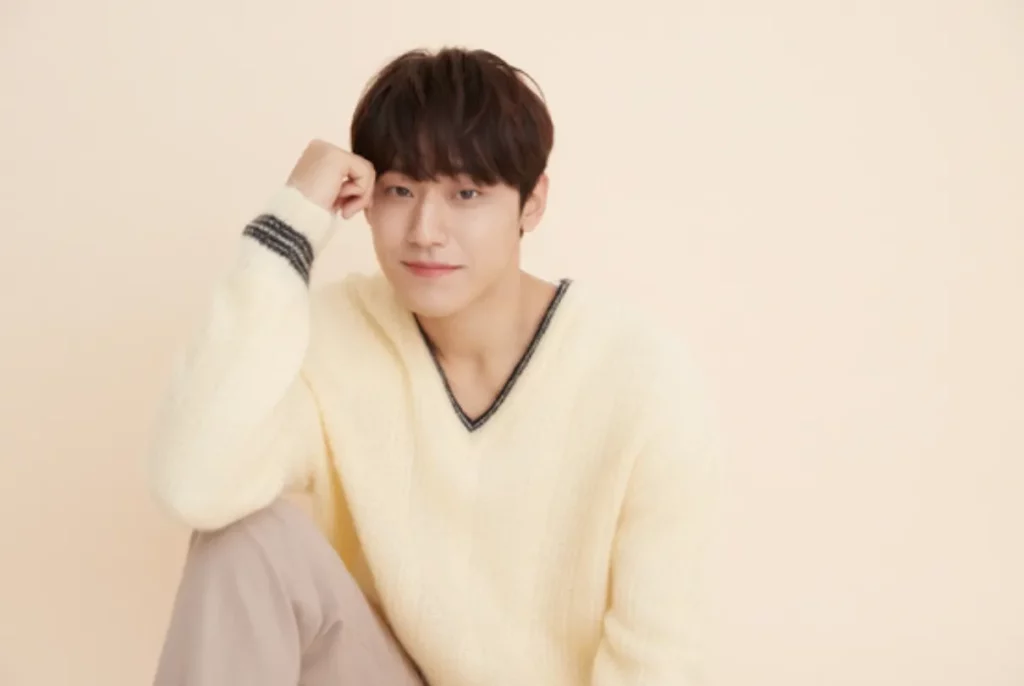 Lee Do Hyun Wife, Age, Height, Weight, Net Worth, Career, And Full Bio