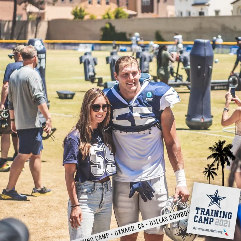 Leighton Vander Esch Wife, Age, Height, Weight, Net Worth, Career, And Full Bio
