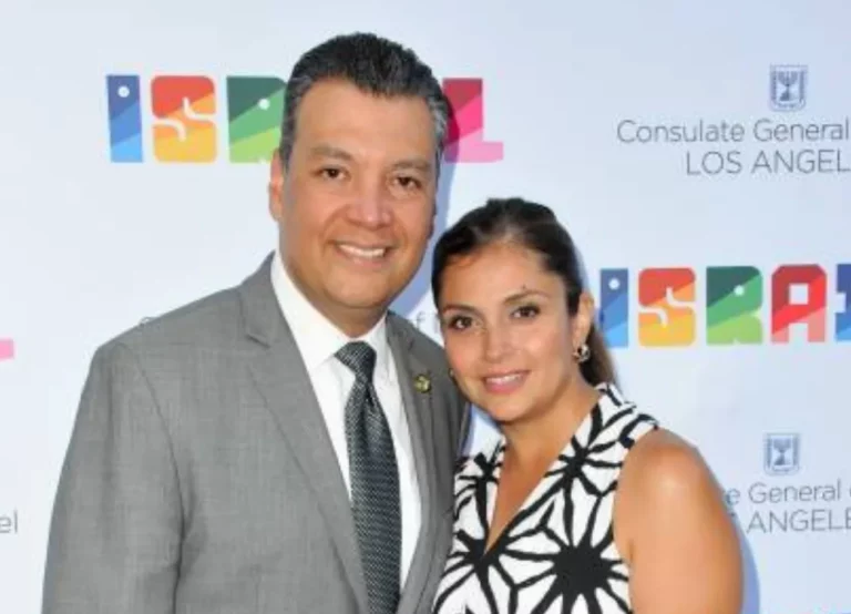 Alex Padilla Wife, Age, Height, Weight, Net Worth, Career, And Full Bio