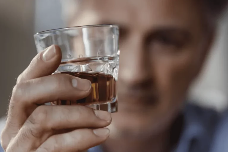 How Alcohol Recovery Rehab Programs Transform Lives: Real Stories How Alcohol Recovery Rehab Programs Transform Lives Real Stories