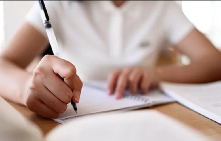 Thesis Success Starts Here: Discover the Tesissima Advantage