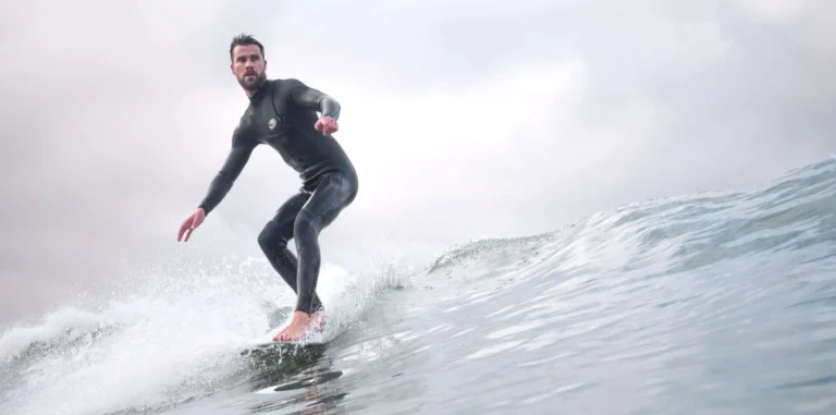 Riding the Waves in Style: The Ultimate Girls Wetsuit Guide Riding the Waves in Style: The Ultimate Girls Wetsuit Guide