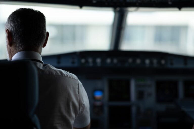 The Ultimate Guide to Preparing For Your Pilot License in 2026